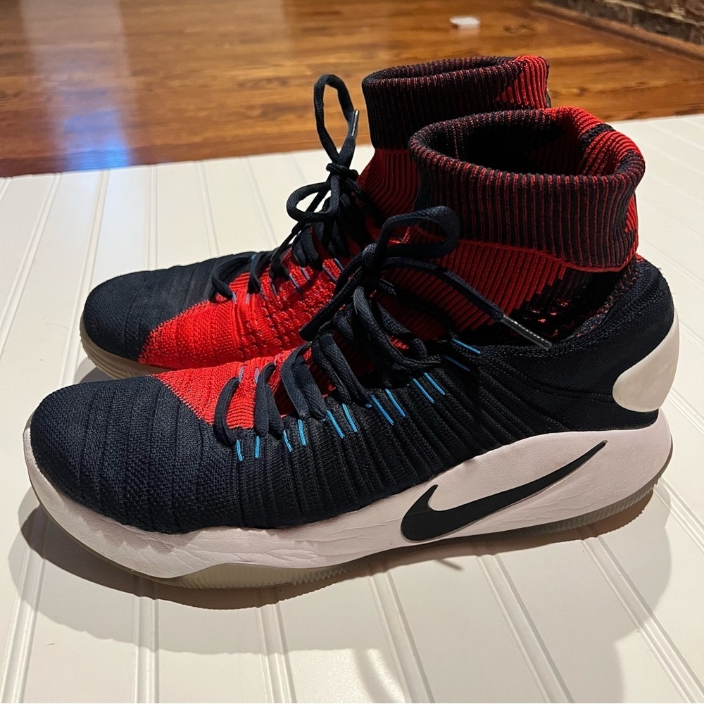 Nike Men’s Basketball Shoes Size 11 Black Red White Sock Collar Zoom - Picture 2 of 10